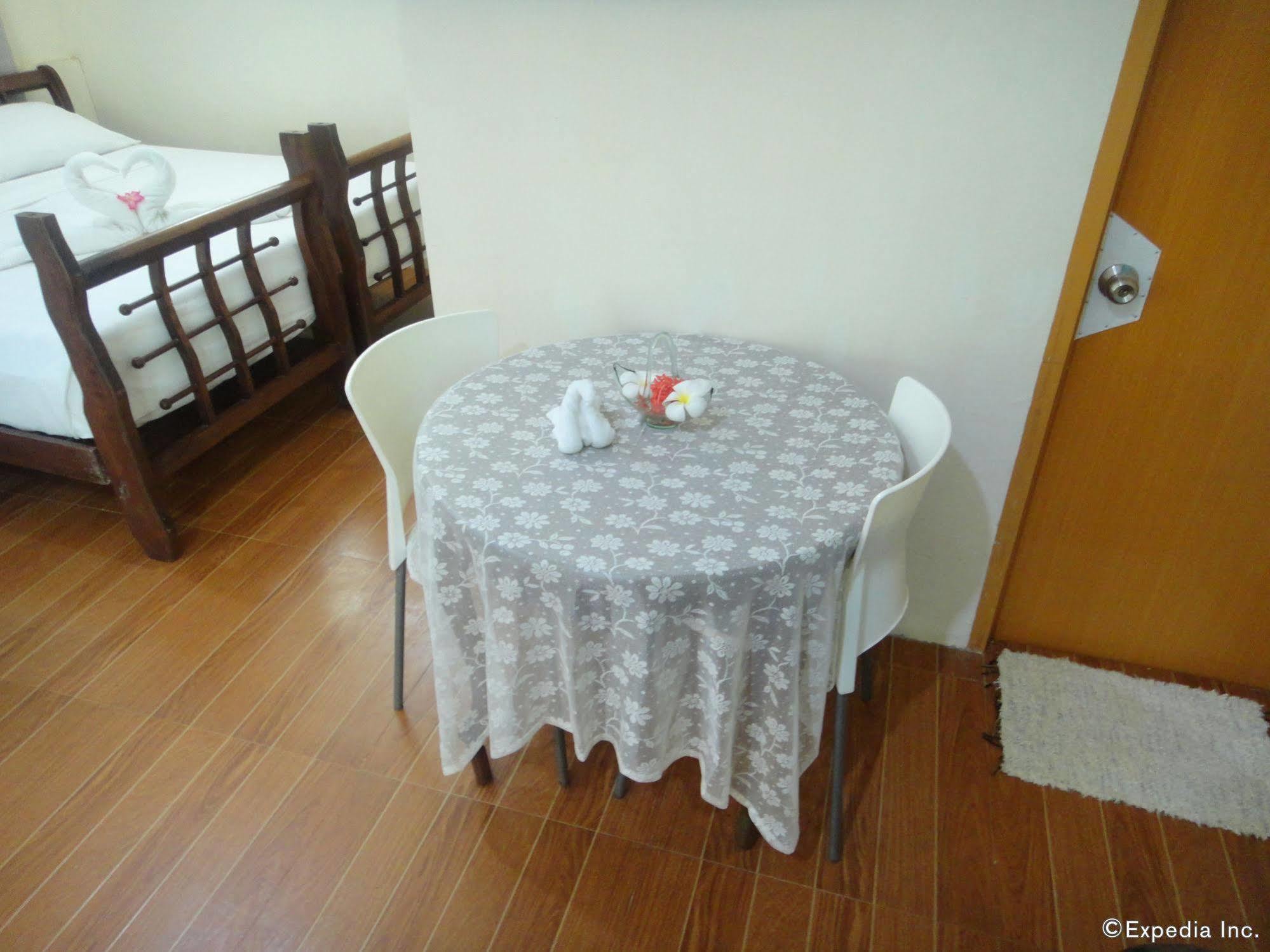 By The Bay, Jacana Bed & Breakfast Puerto Princesa Ngoại thất bức ảnh