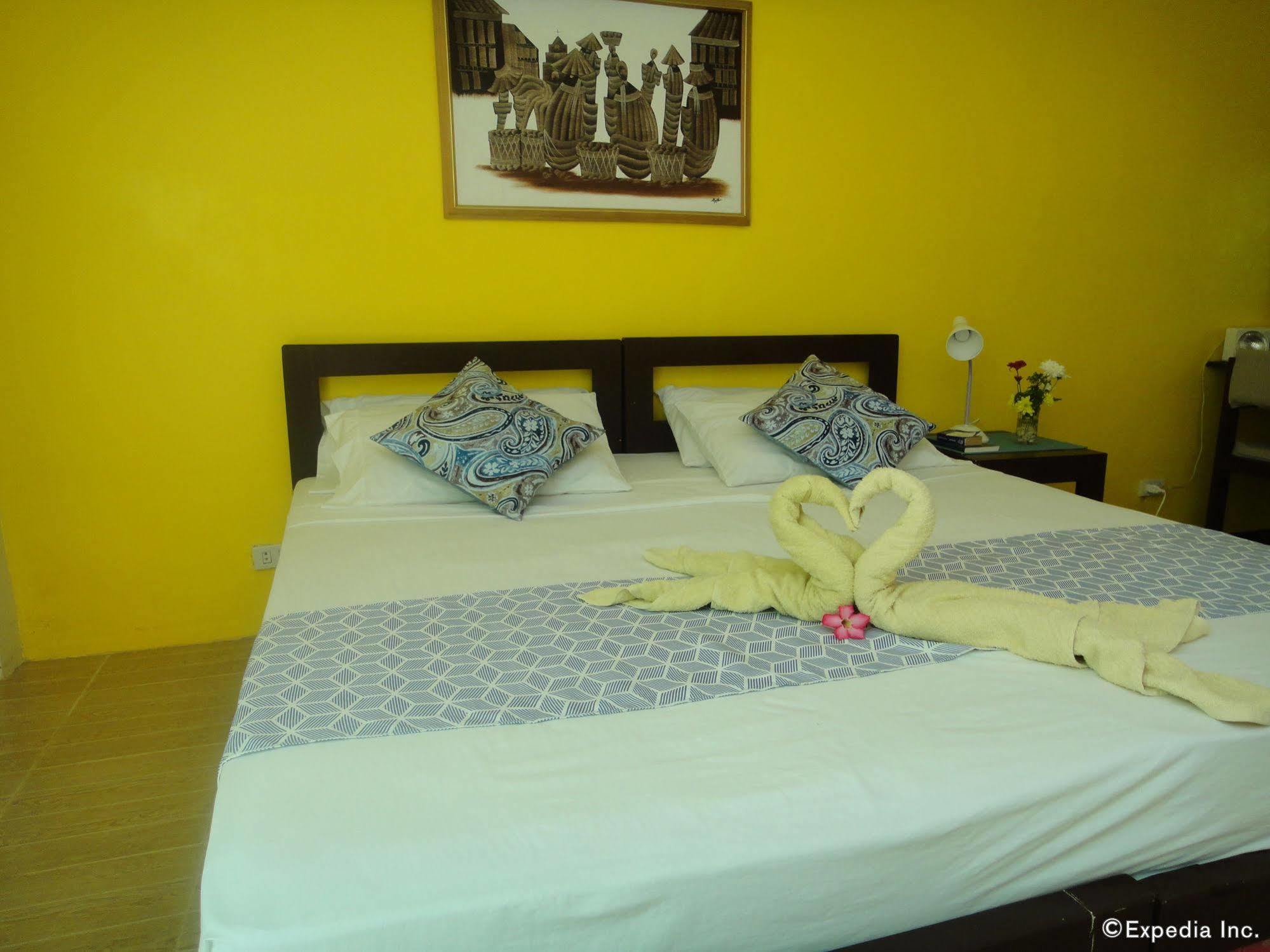 By The Bay, Jacana Bed & Breakfast Puerto Princesa Ngoại thất bức ảnh