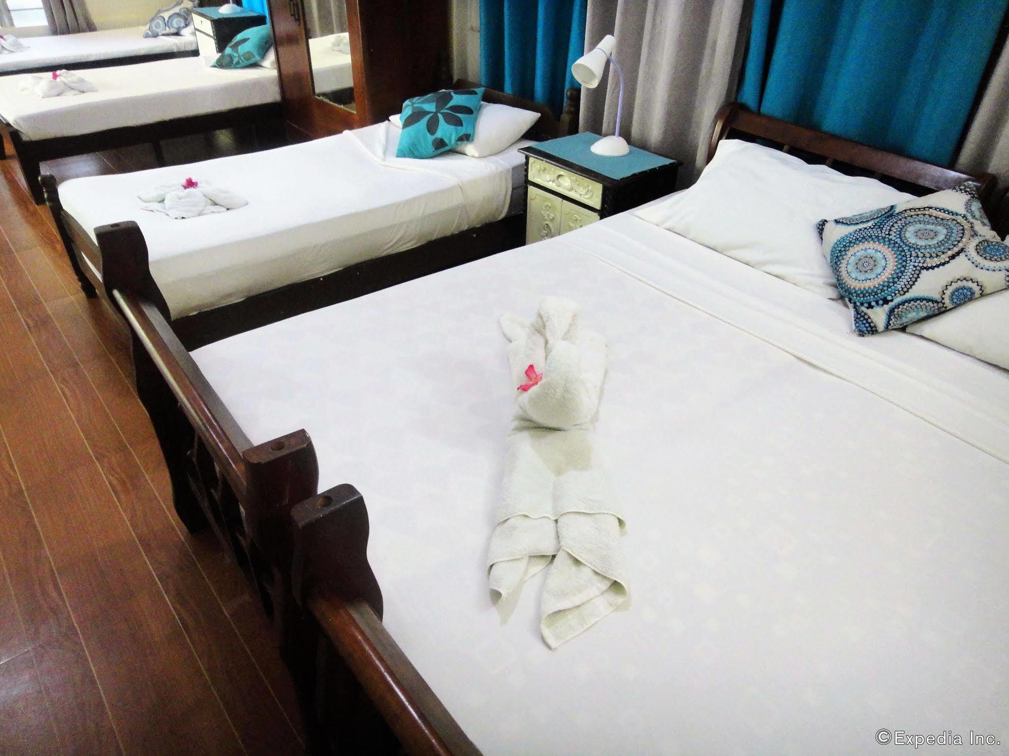By The Bay, Jacana Bed & Breakfast Puerto Princesa Ngoại thất bức ảnh