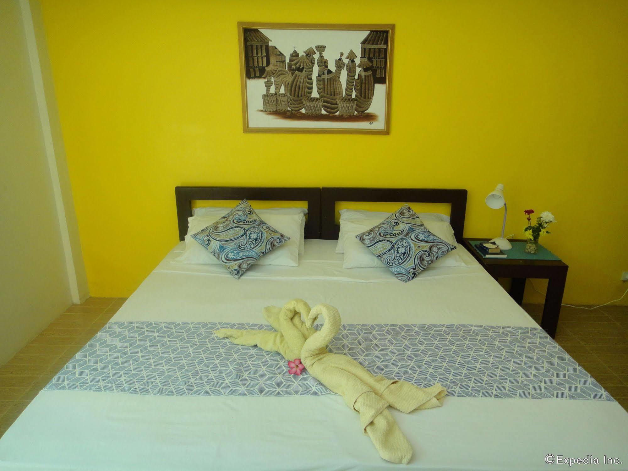 By The Bay, Jacana Bed & Breakfast Puerto Princesa Ngoại thất bức ảnh