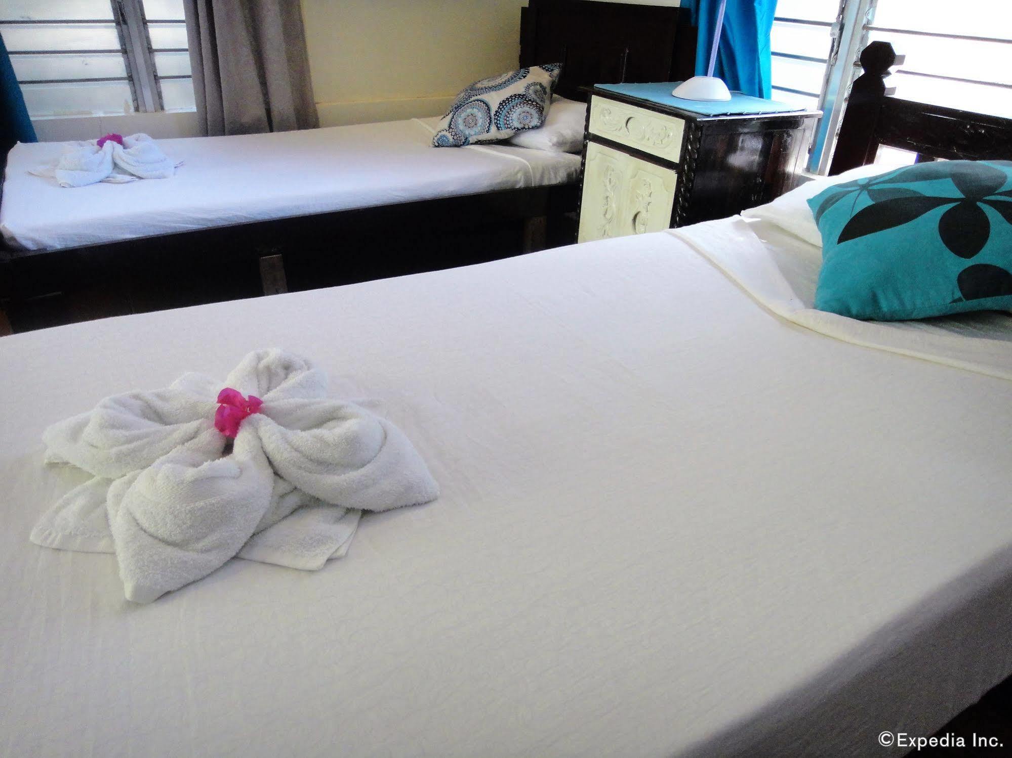 By The Bay, Jacana Bed & Breakfast Puerto Princesa Ngoại thất bức ảnh