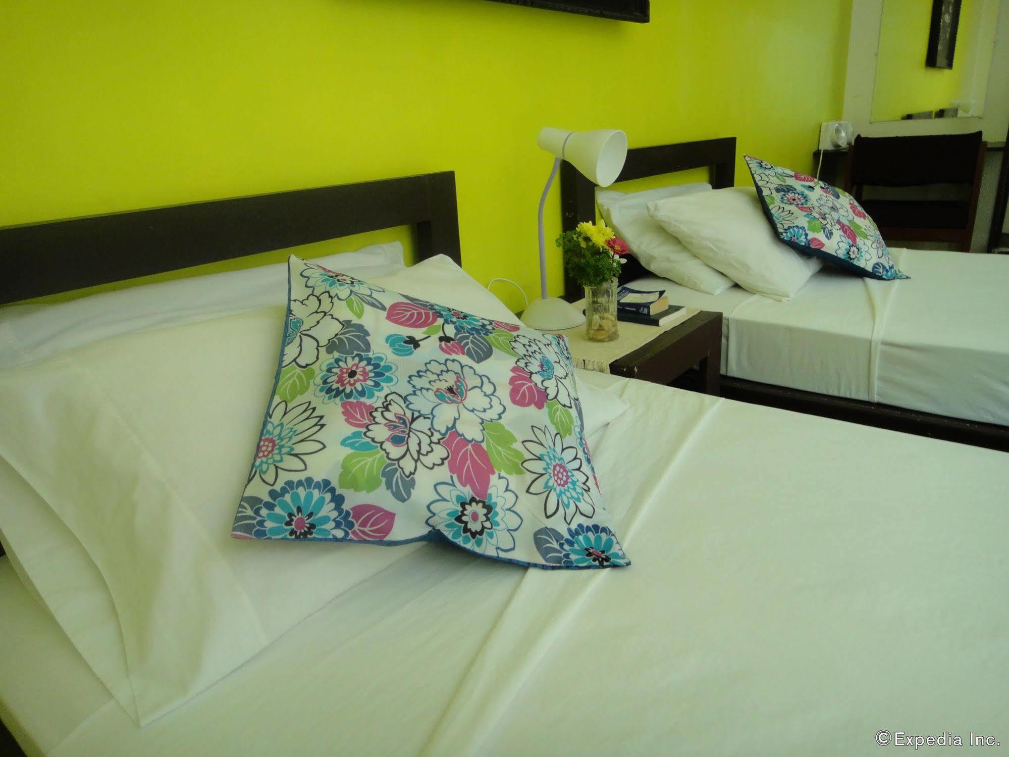 By The Bay, Jacana Bed & Breakfast Puerto Princesa Ngoại thất bức ảnh