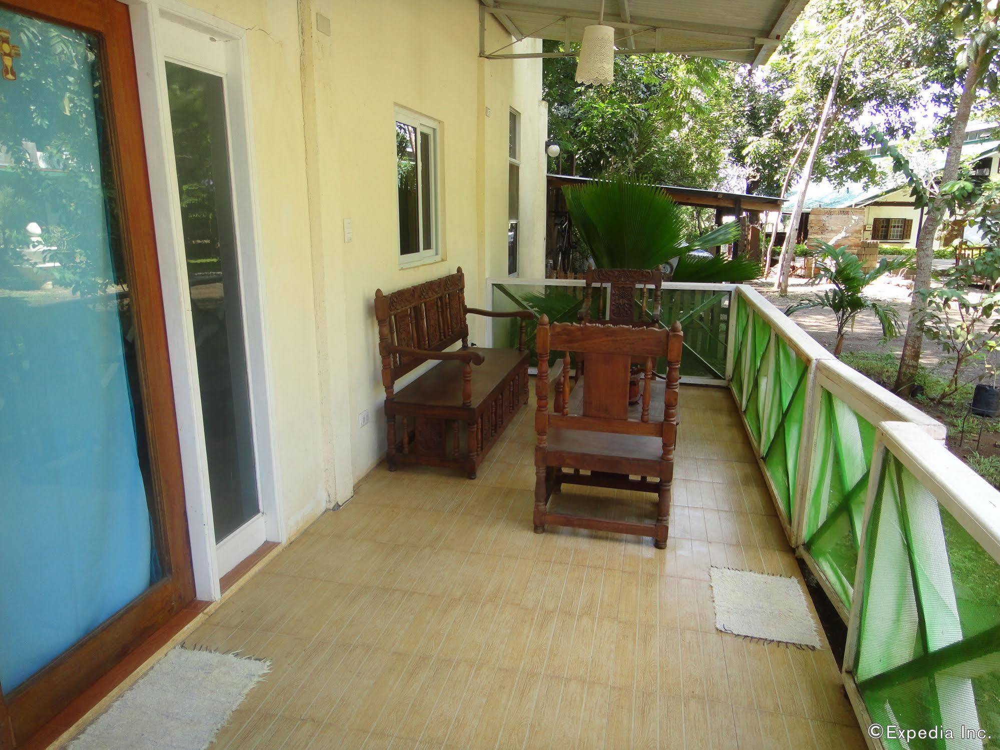 By The Bay, Jacana Bed & Breakfast Puerto Princesa Ngoại thất bức ảnh